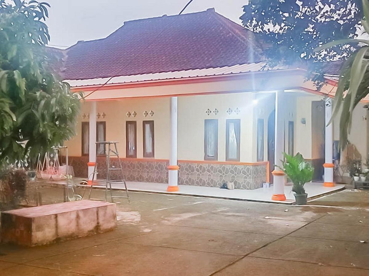 Bukanagara Homestay Bukit Pamoyanan 2 Redpartner المظهر الخارجي الصورة